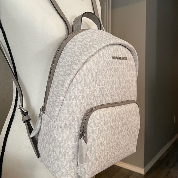 New Mk medium backpack - Picture 2 of 11